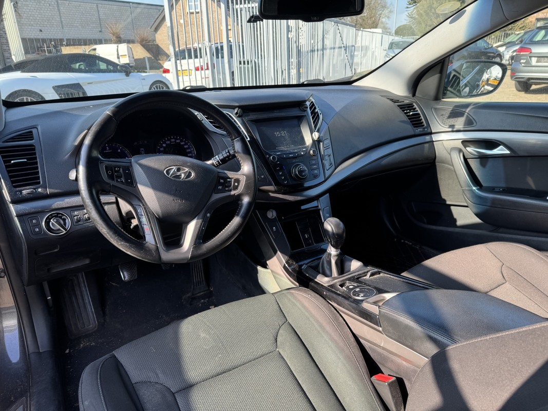 Hyundai i40