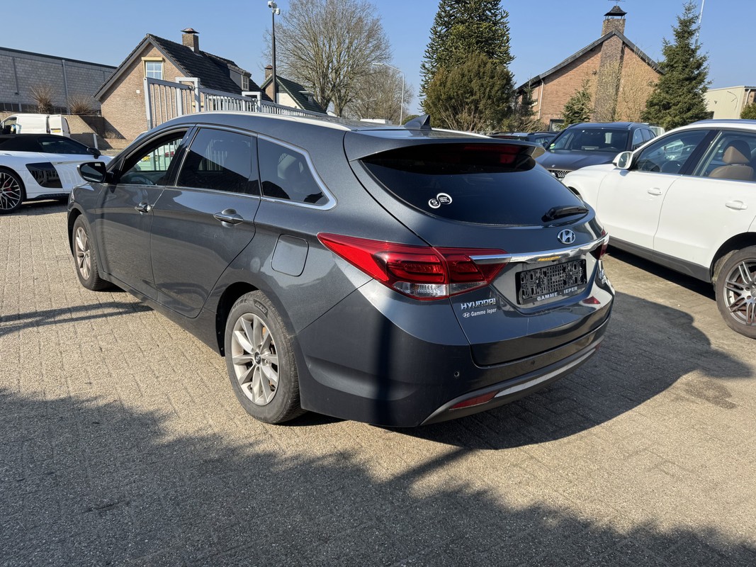 Hyundai i40