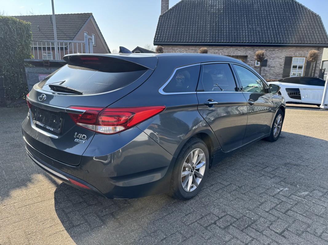 Hyundai i40