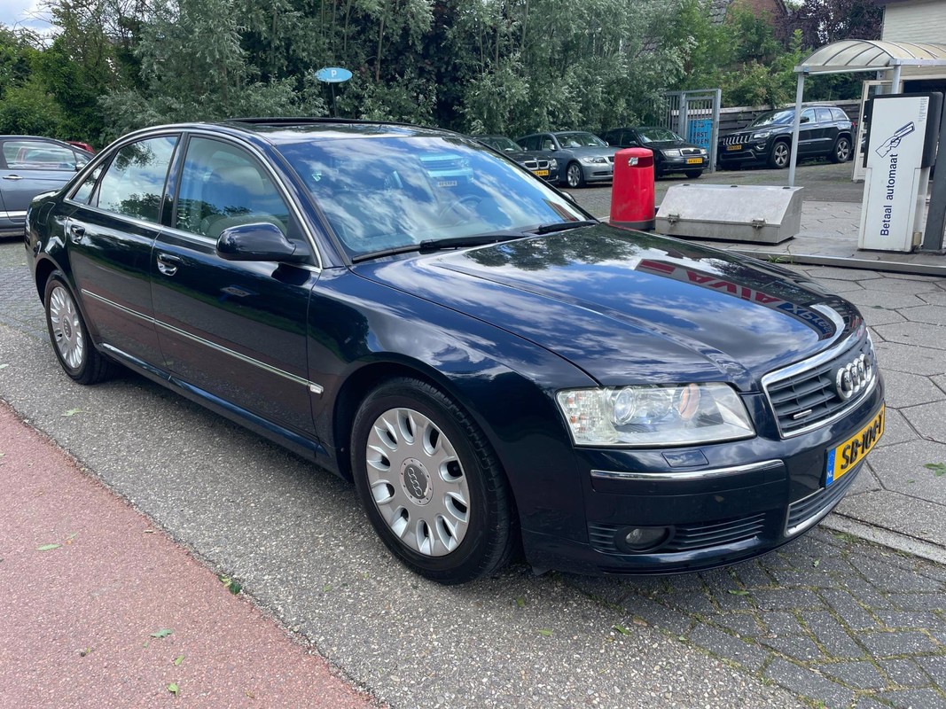 Audi A8