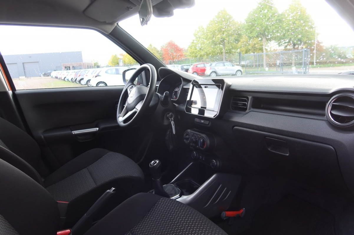 Suzuki Ignis