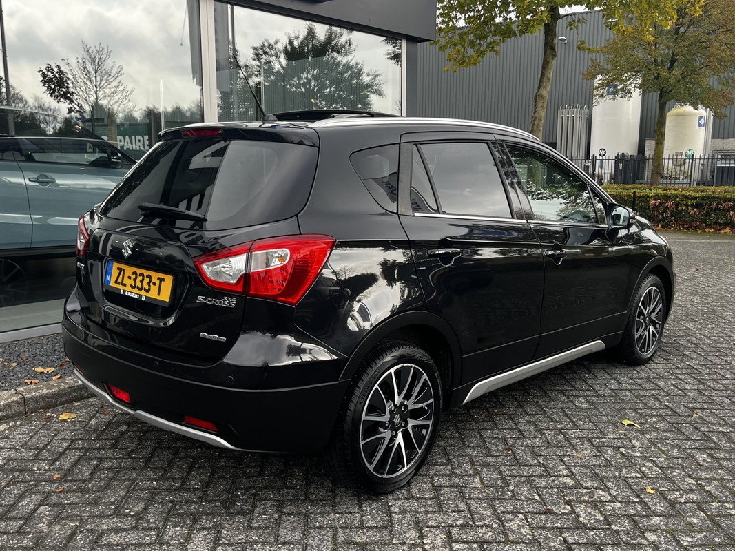 Suzuki S-Cross