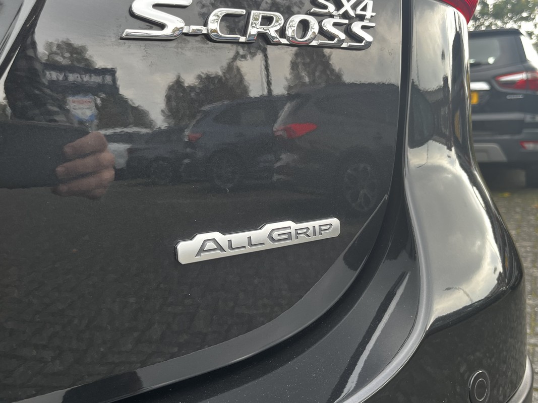 Suzuki S-Cross