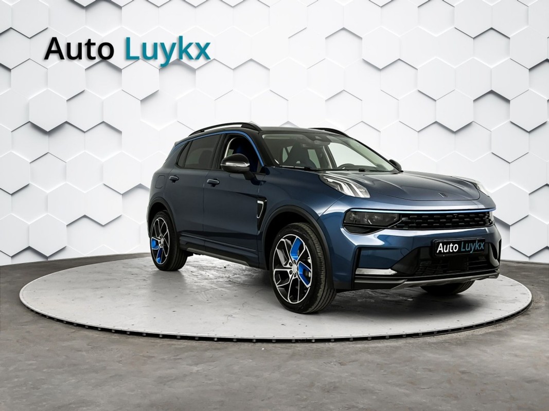 Lynk & Co 01