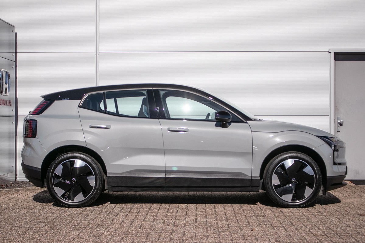 Volvo EX30