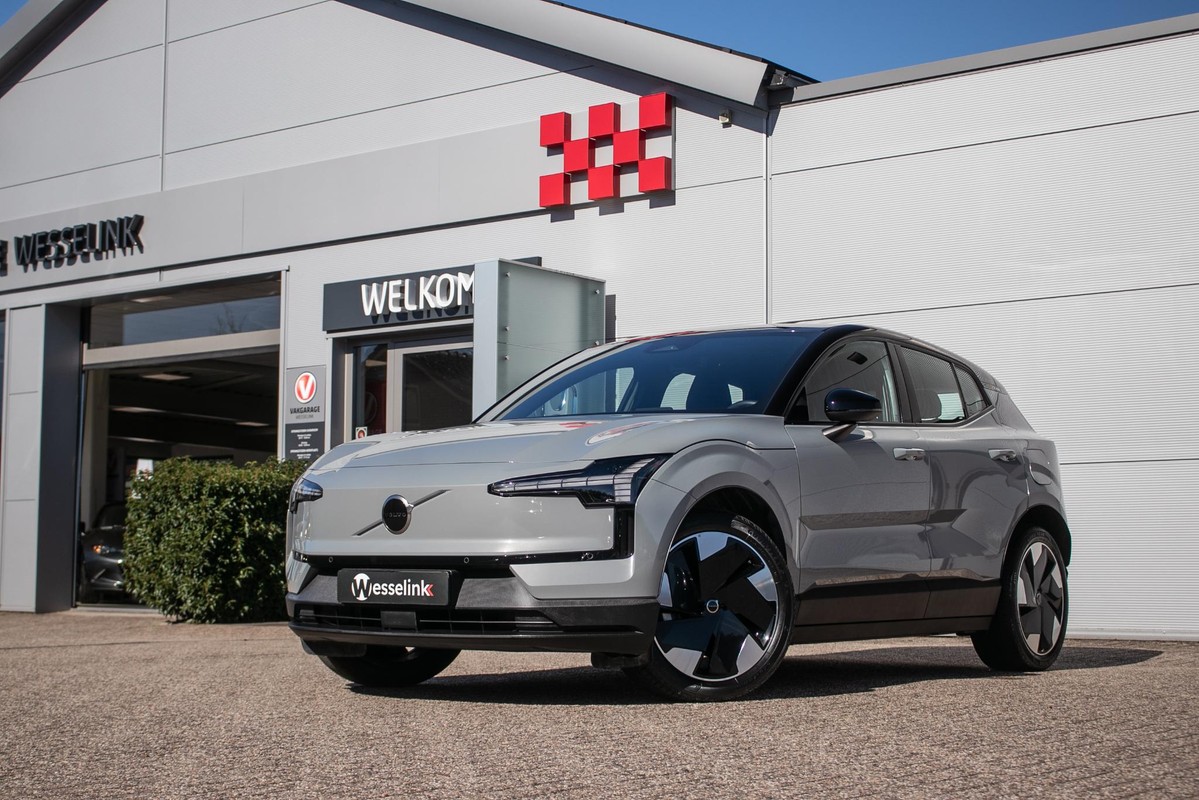 Volvo EX30