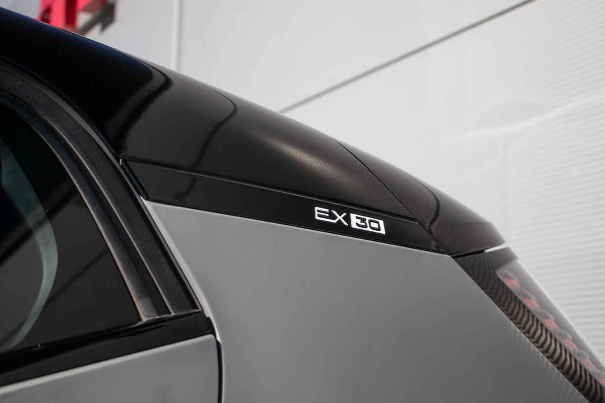 Volvo EX30