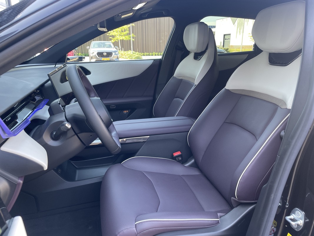 Mazda CX-6e