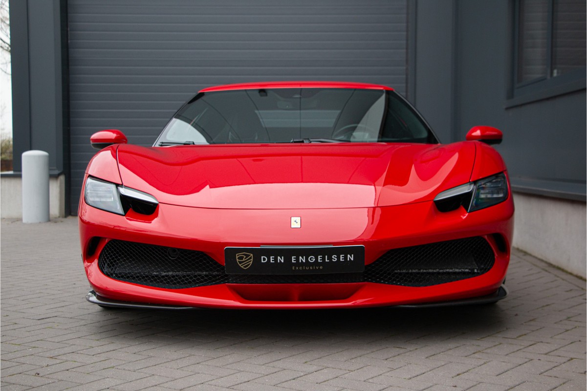 Ferrari 296