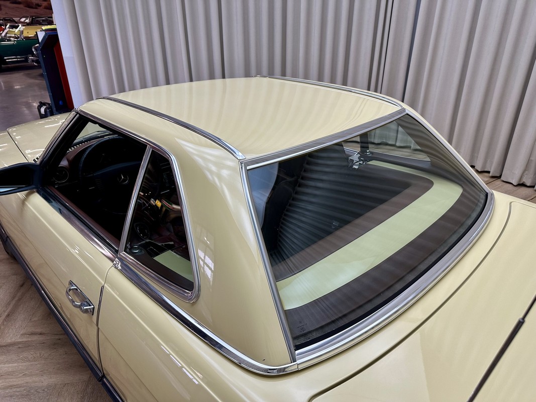 Mercedes-Benz SL
