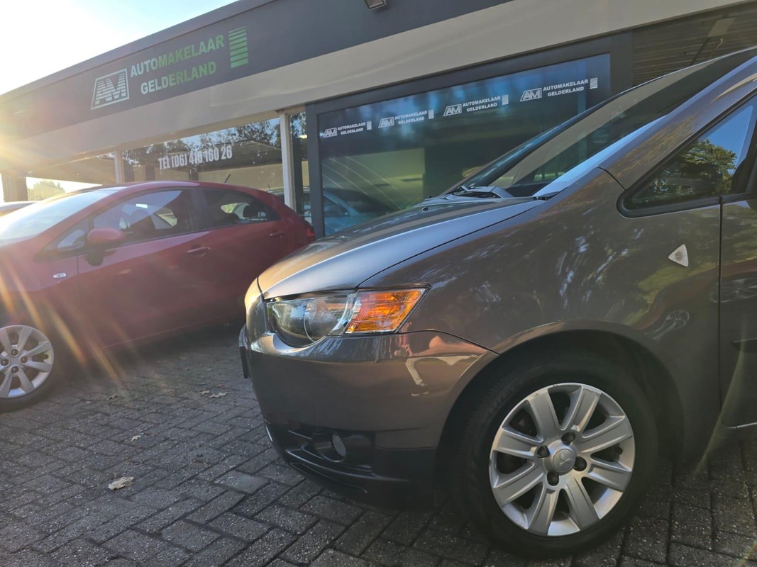 Mitsubishi Colt