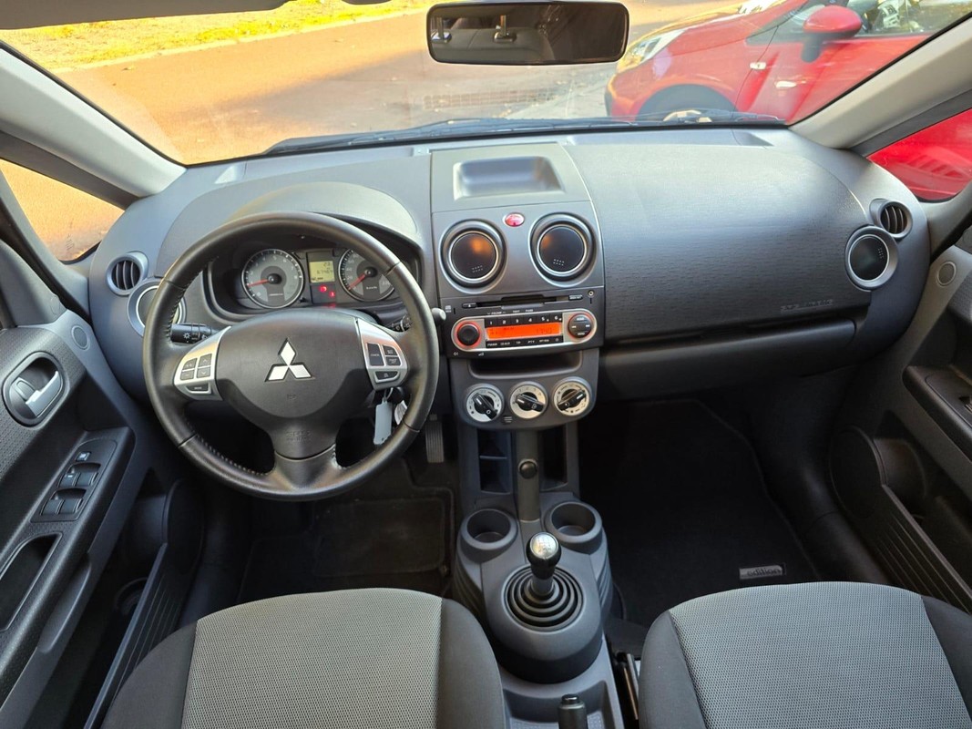 Mitsubishi Colt