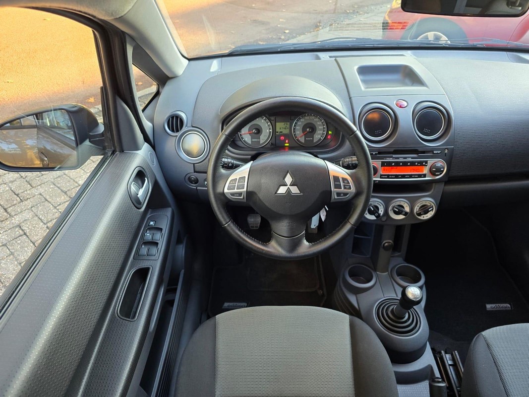 Mitsubishi Colt