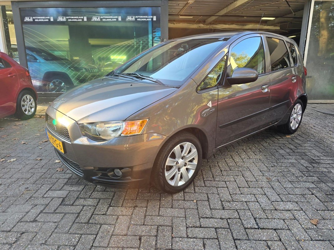 Mitsubishi Colt