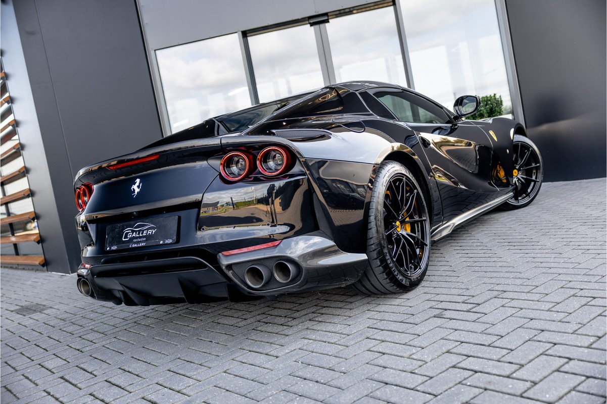 Ferrari 812 GTS