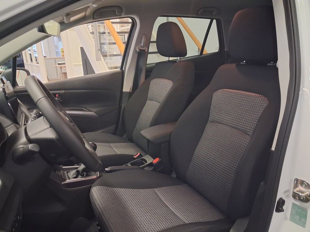 Suzuki S-Cross