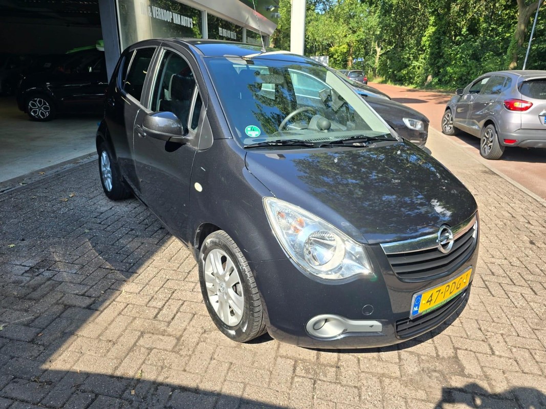 Opel Agila