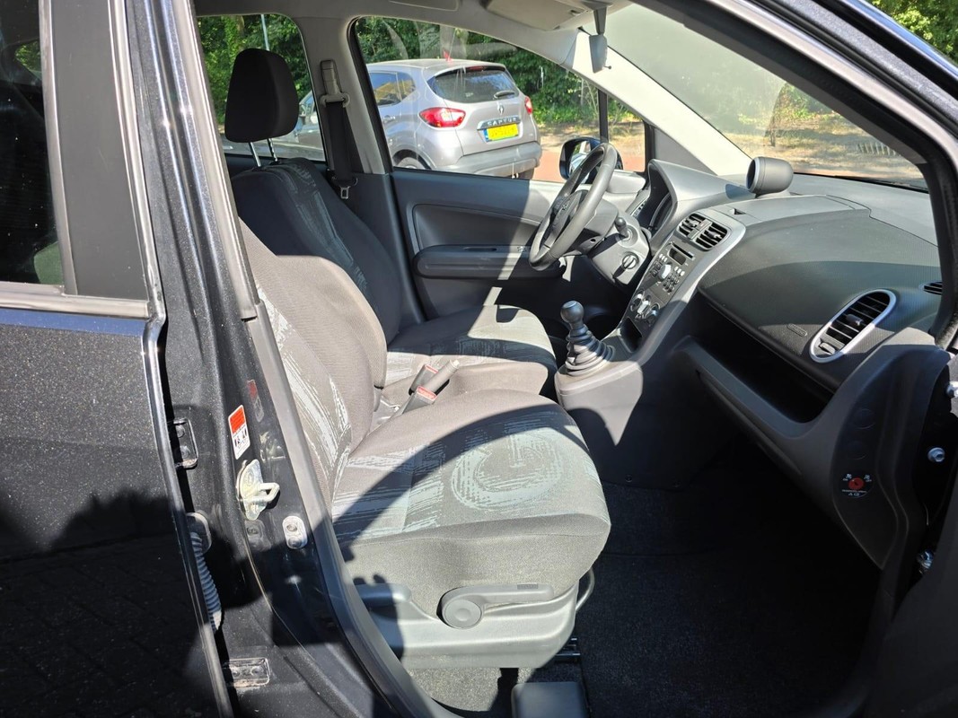 Opel Agila