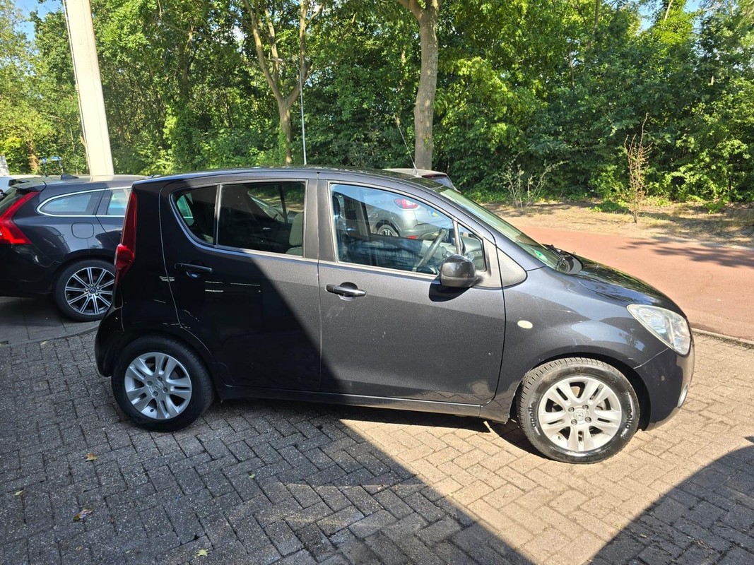 Opel Agila