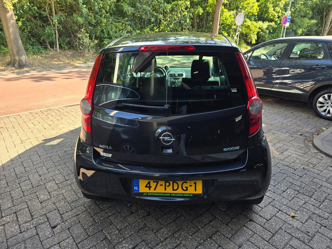 Opel Agila