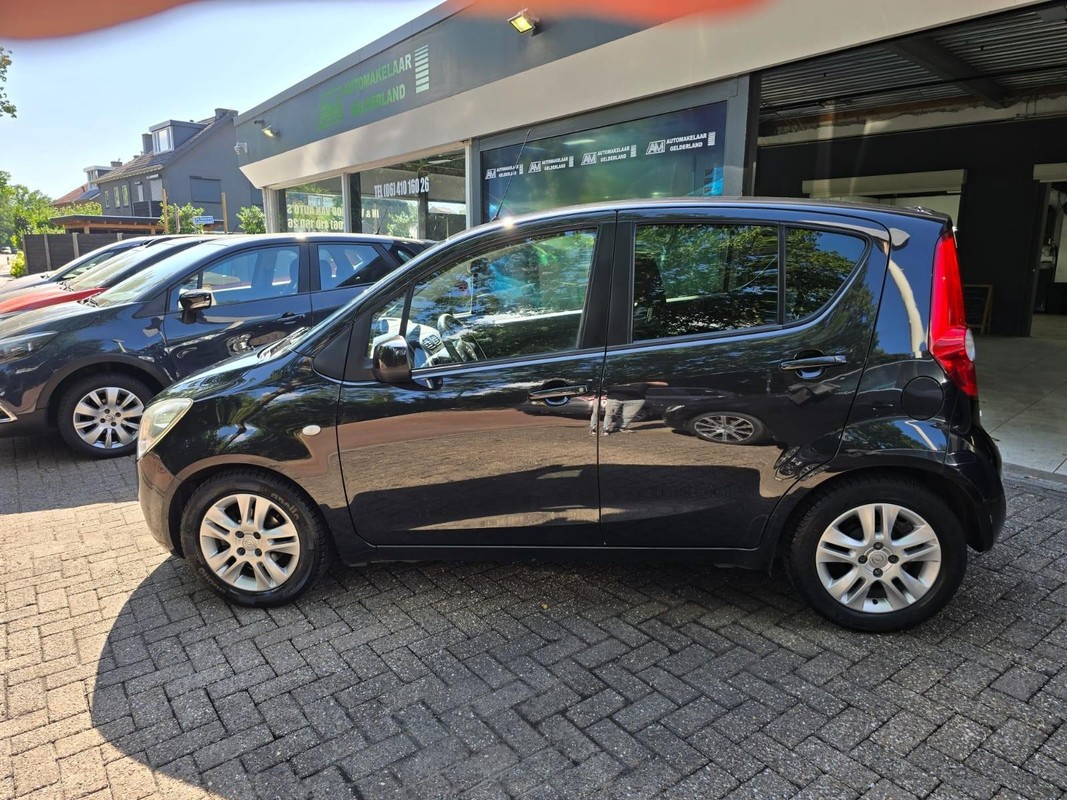 Opel Agila