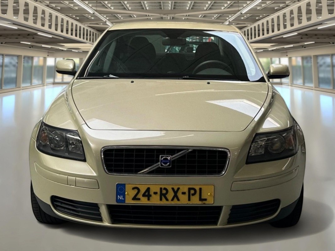 Volvo S40