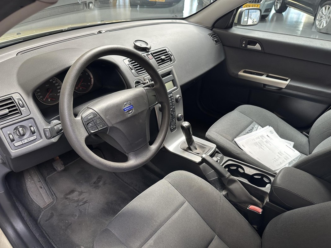 Volvo S40