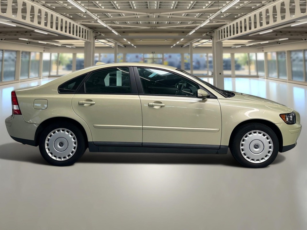 Volvo S40