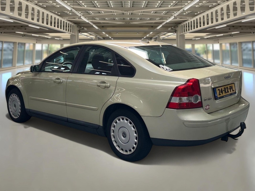 Volvo S40