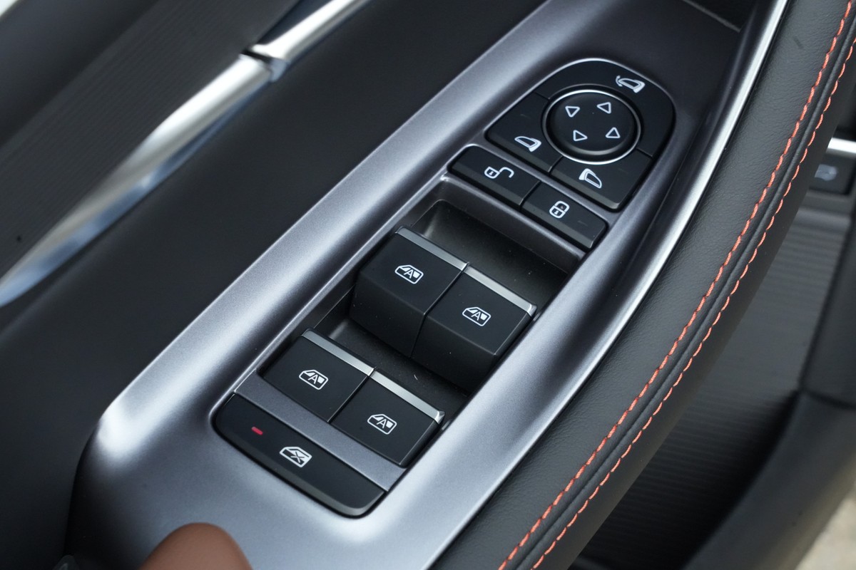 BYD SEAL U