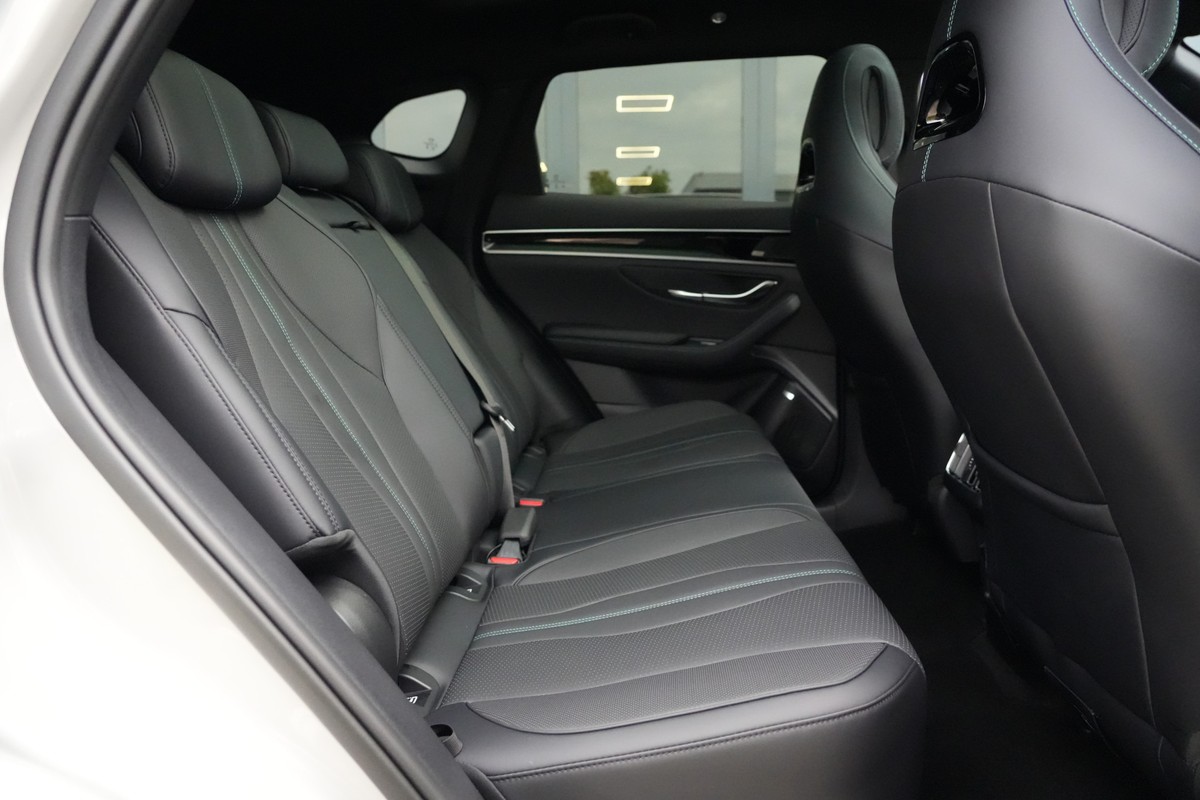 BYD SEAL U