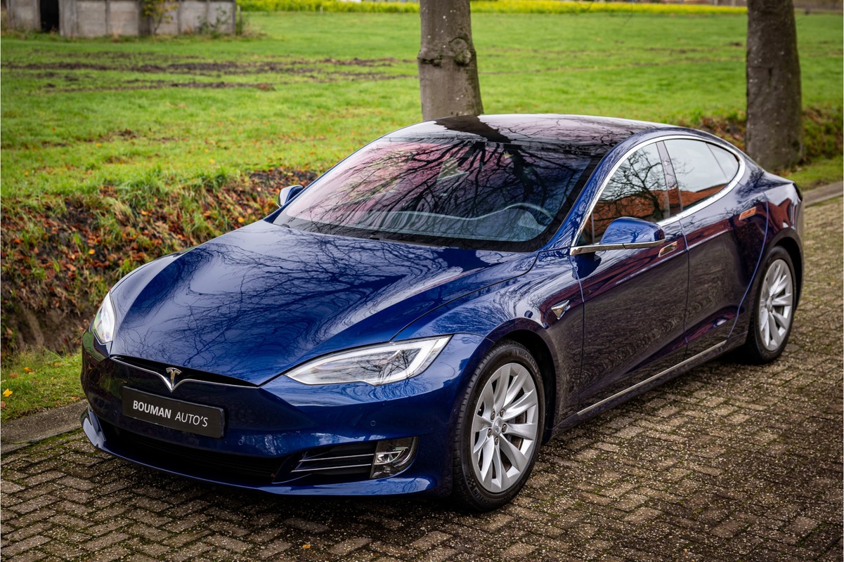 Tesla Model S