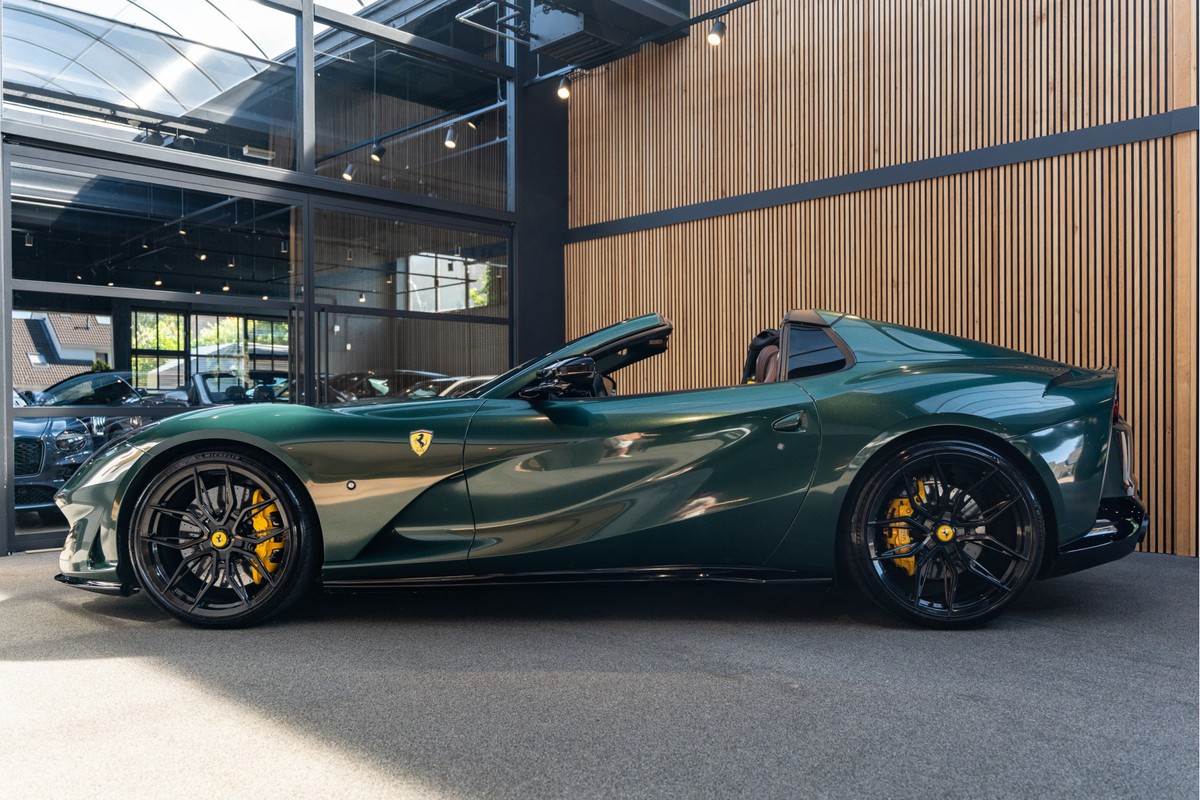Ferrari 812 GTS