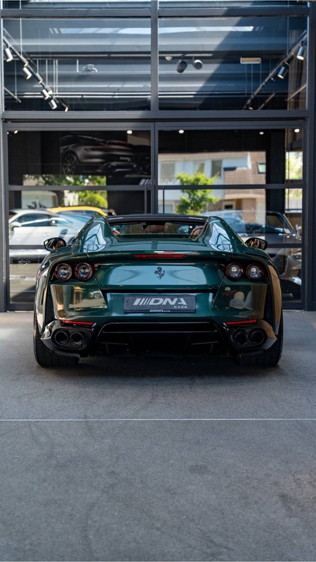 Ferrari 812 GTS