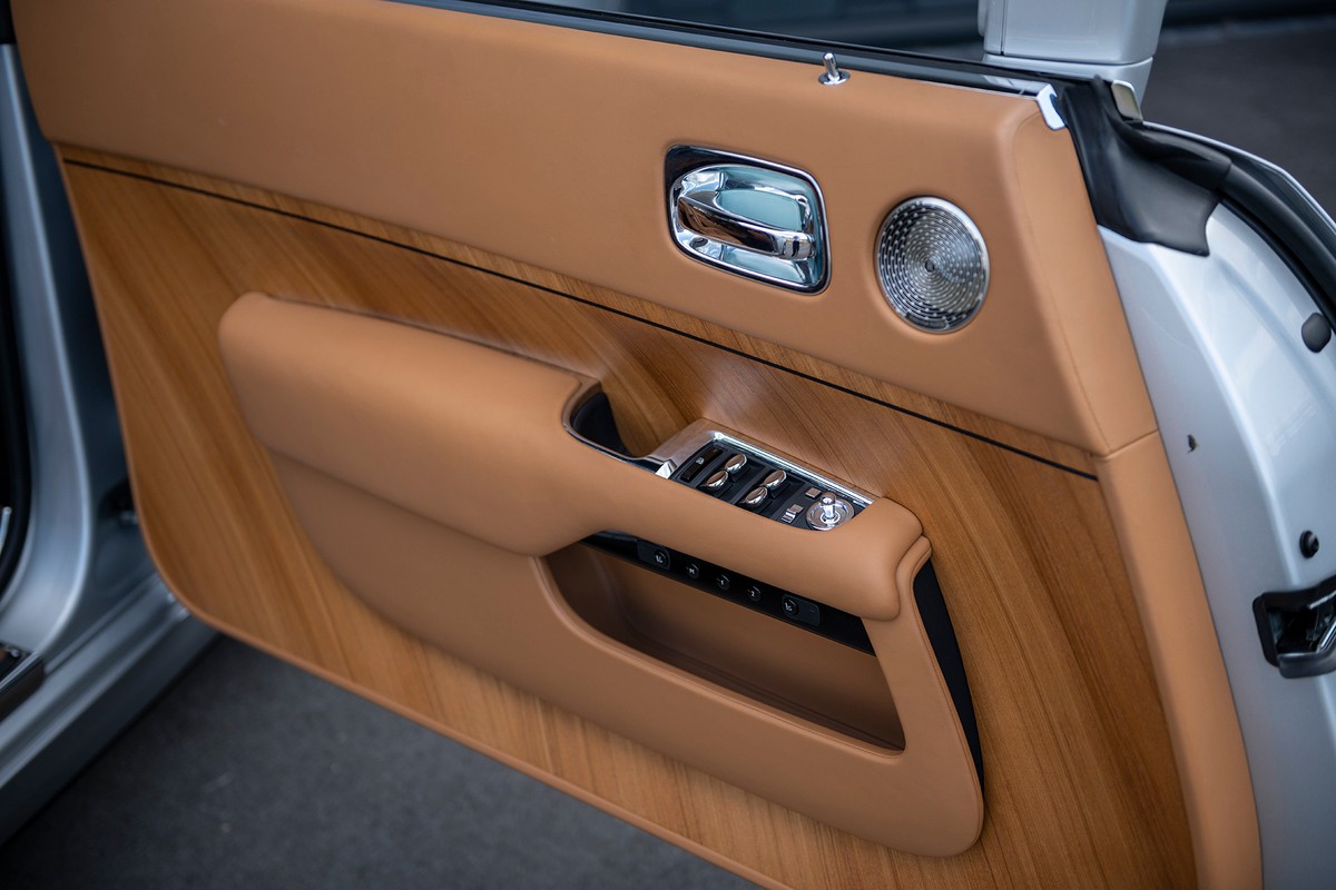 Rolls-Royce Dawn
