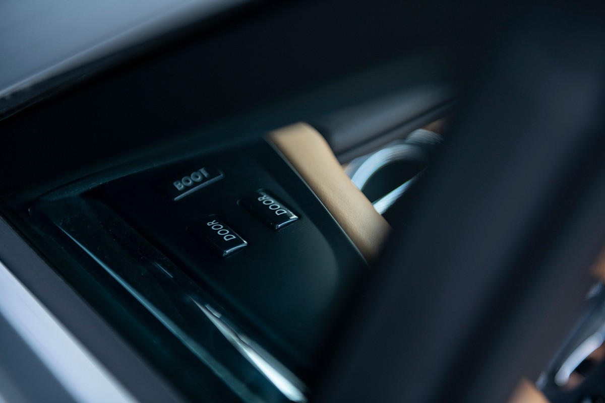 Rolls-Royce Dawn