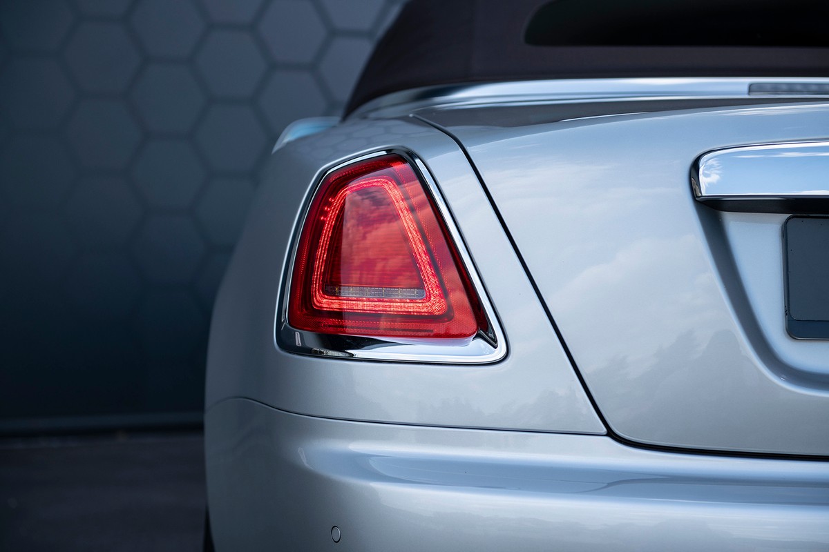Rolls-Royce Dawn