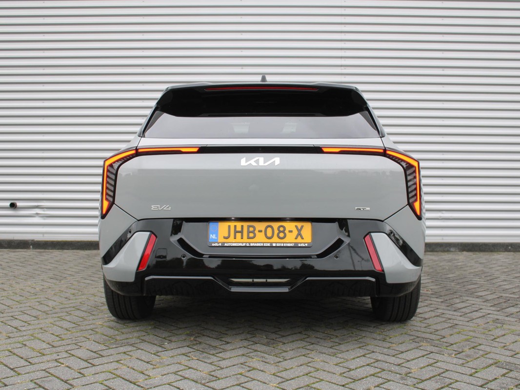 Kia EV4