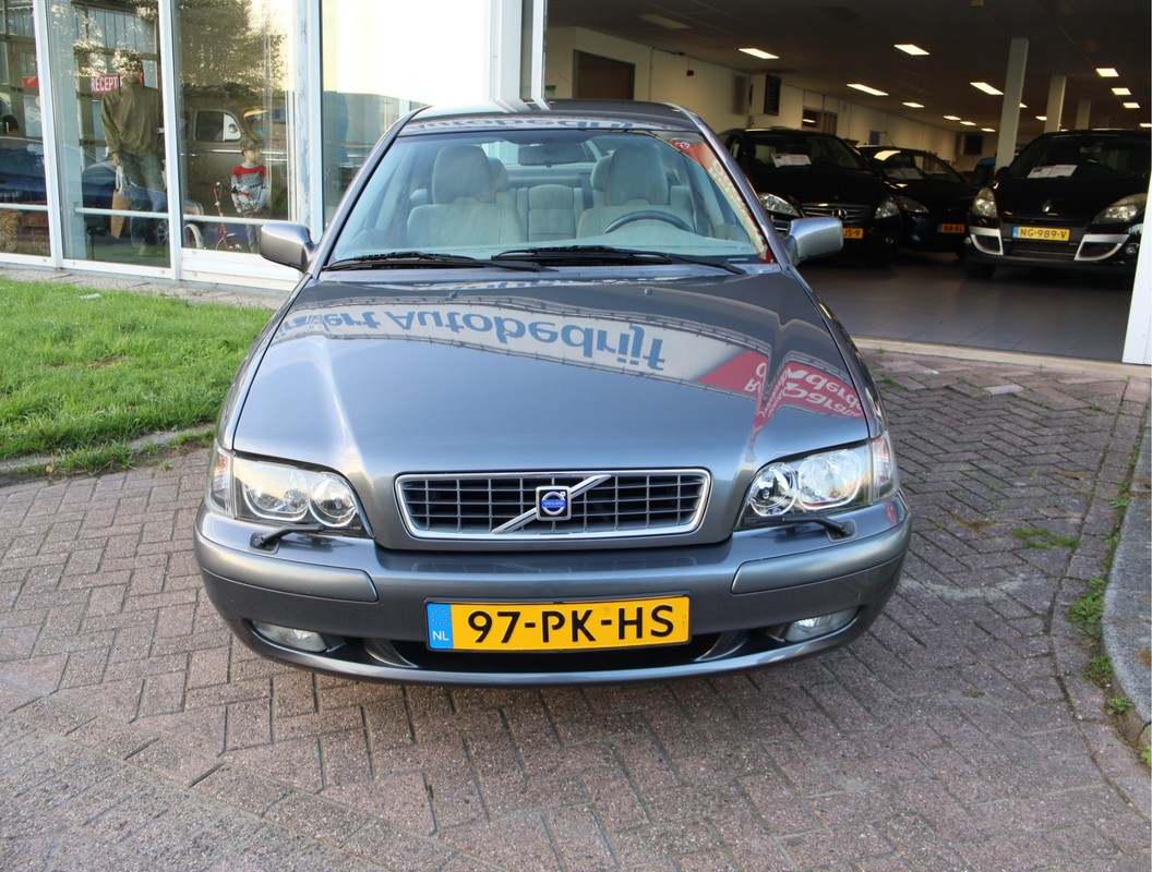 Volvo S40