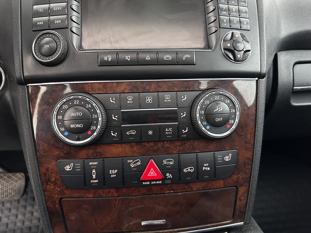 Mercedes-Benz M-Klasse