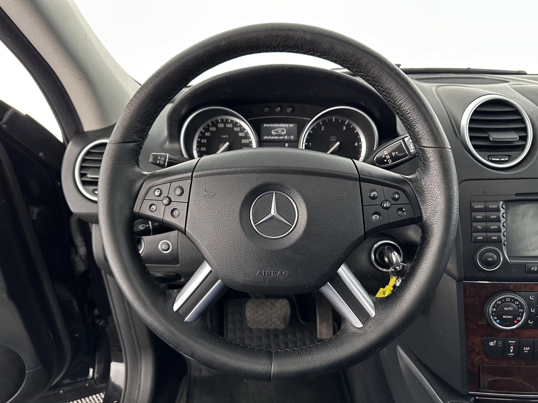 Mercedes-Benz M-Klasse