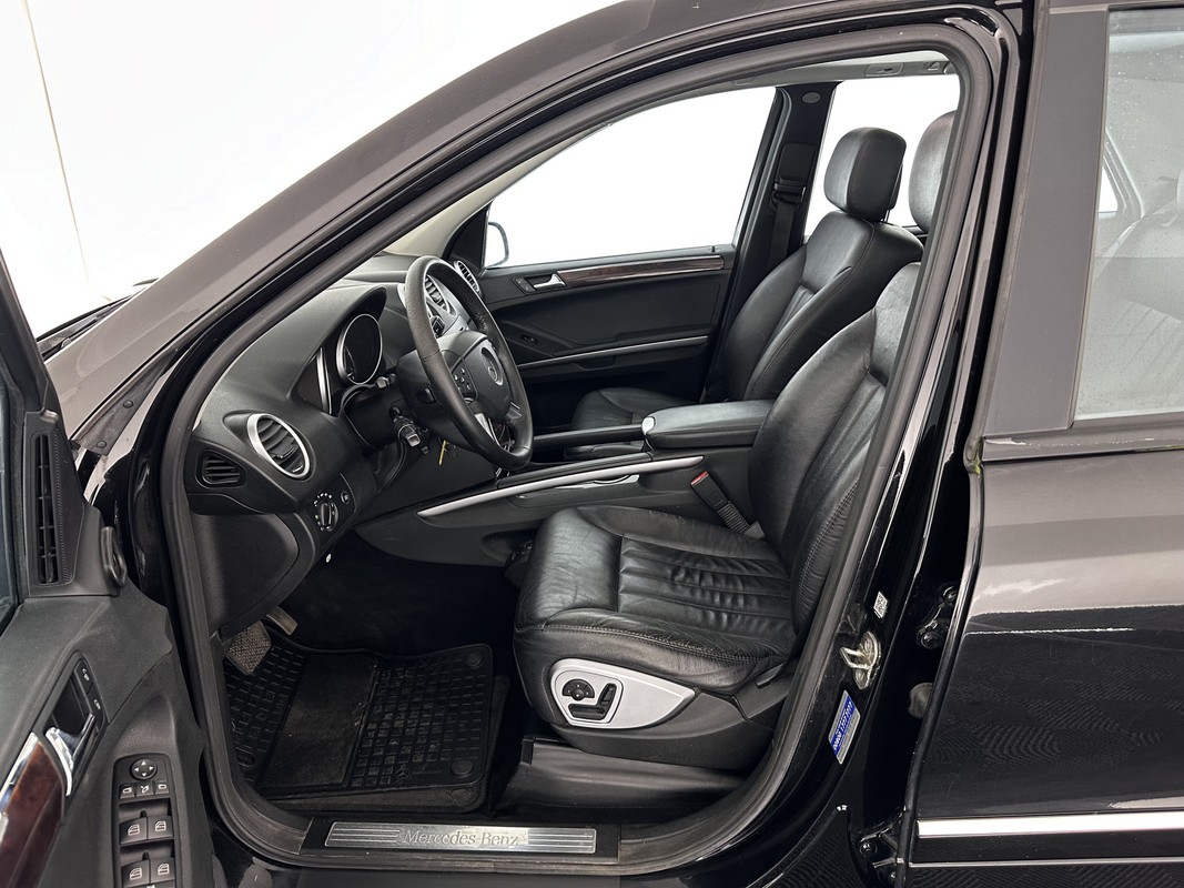 Mercedes-Benz M-Klasse