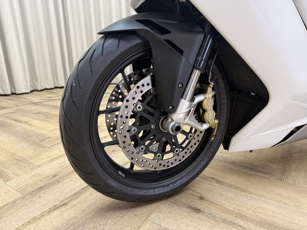 MV Agusta F3