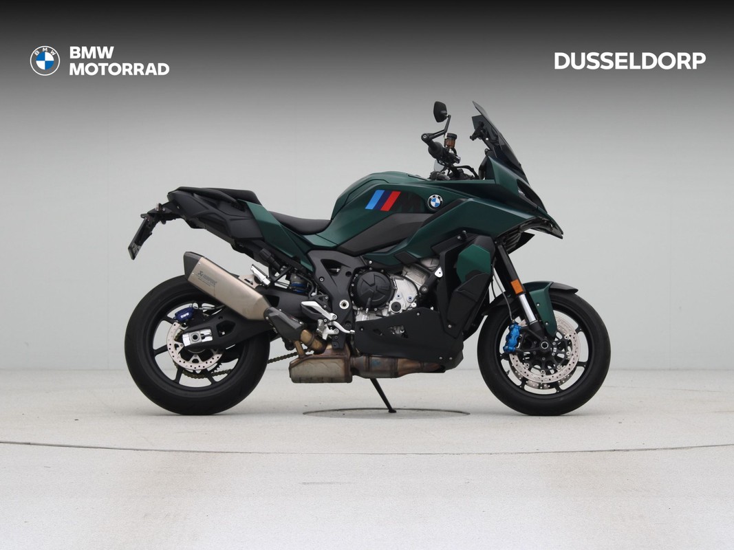 BMW M 1000 XR