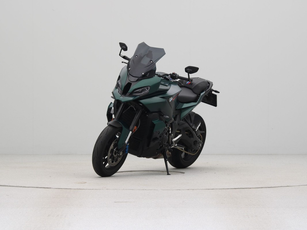 BMW M 1000 XR