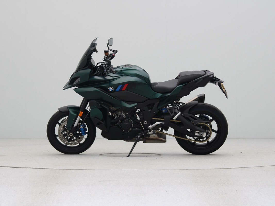 BMW M 1000 XR