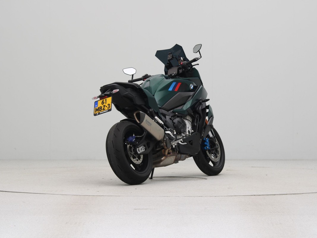 BMW M 1000 XR