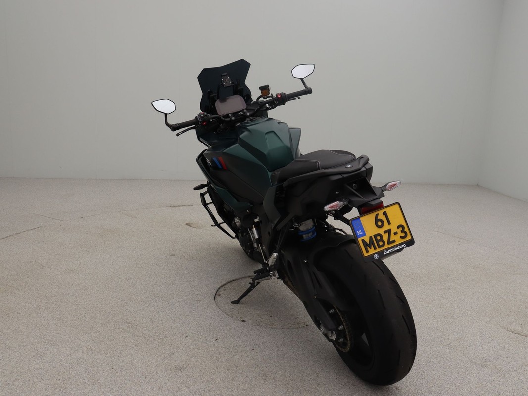 BMW M 1000 XR