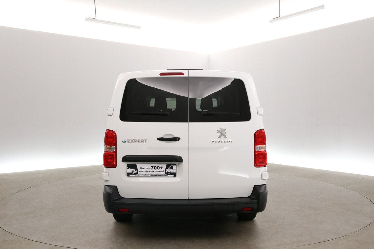 Peugeot e-Traveller