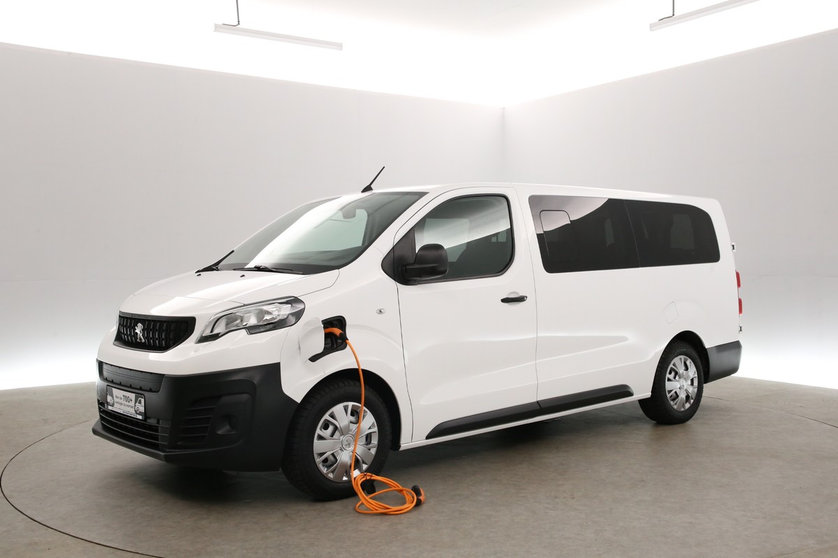Peugeot e-Traveller
